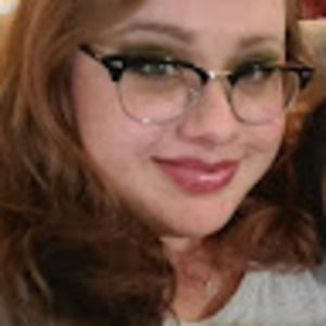 Meet your Posher, Angelina hitchcock